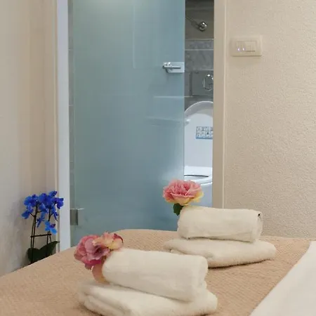 Old Stone House In Historical Area Сasa de vacaciones *