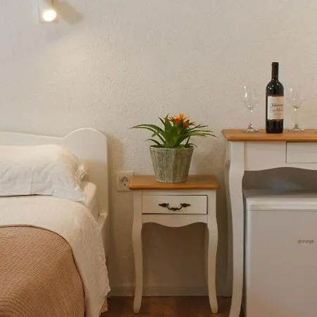 Σπίτι διακοπών Old Stone House In Historical Area