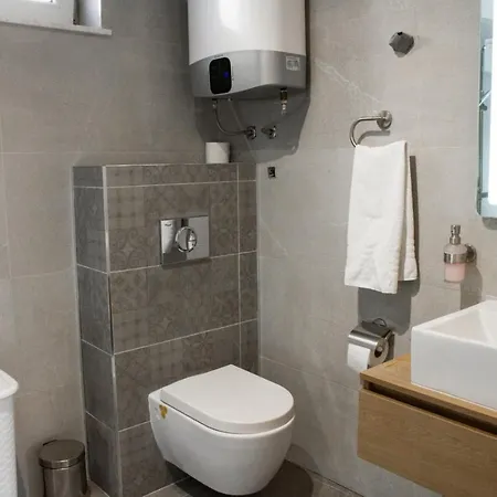 Old Stone House In Historical Area Σπίτι διακοπών Σπλιτ