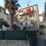 Casa de Férias Old Stone House In Historical Area Split